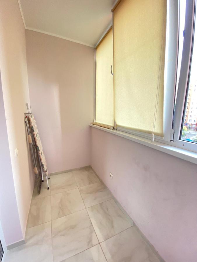 Cozy Two Bedroom Large Apartment Chişinău Extérieur photo